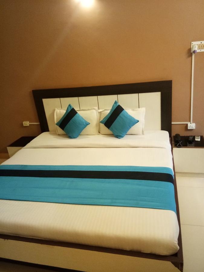 Hotel Samridhi Palace Juhi Bari Εξωτερικό φωτογραφία